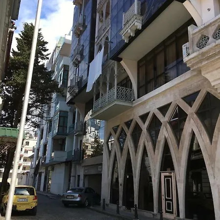 Old Batumi Apartment Exterior photo