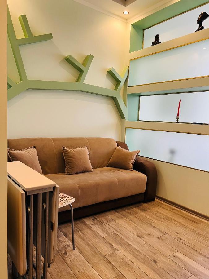 Old Apartment *